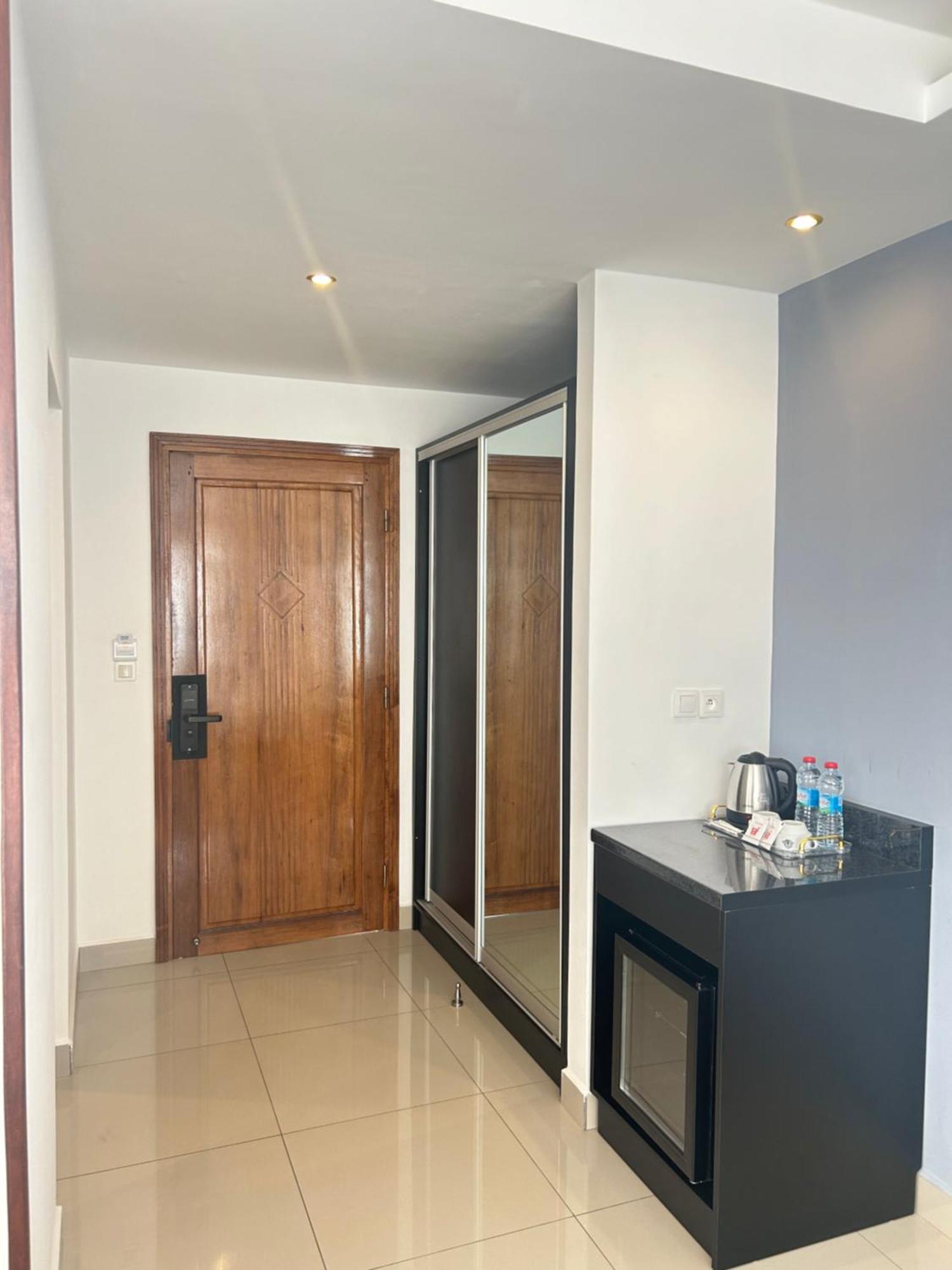 Zara Hotel Antananarivo Esterno foto